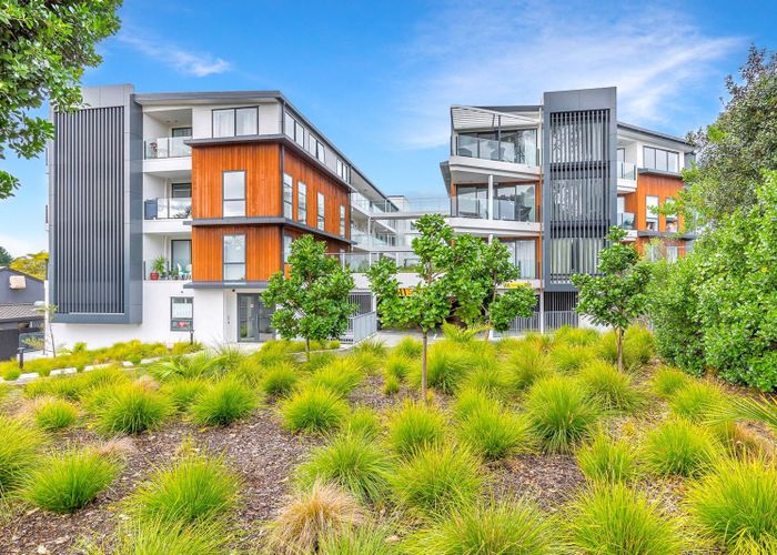  at 26/8 Thompson Park Road, Mount Wellington, Auckland City, Auckland