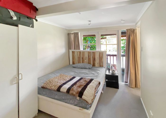  at 1/18 Olsen Avenue, Hillsborough, Auckland City, Auckland