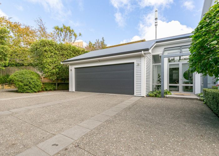  at 8 Lochiel Road, Khandallah, Wellington, Wellington