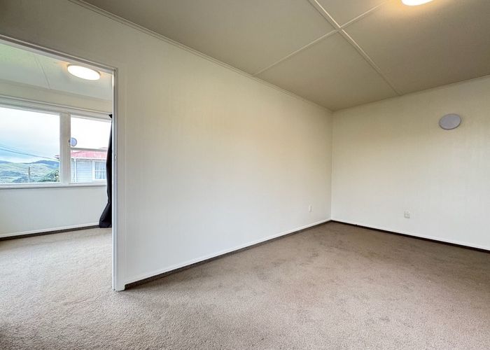  at 19  Catherine Crescent, Paparangi, Wellington, Wellington