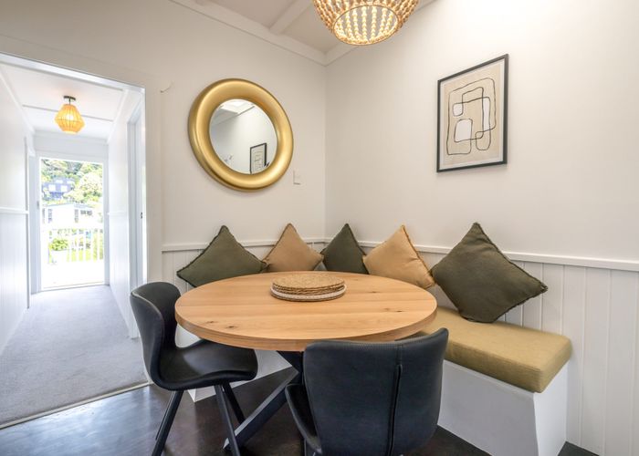  at 7 Surfdale Road, Surfdale, Waiheke Island