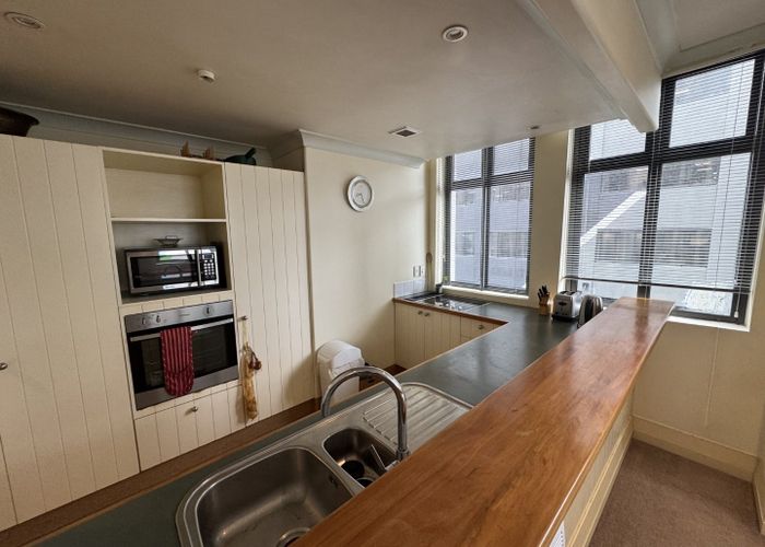  at 2f/16 The Terrace, Wellington Central, Wellington, Wellington