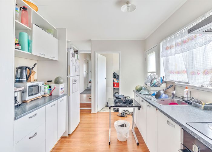  at 24 Orly Avenue, Mangere, Auckland