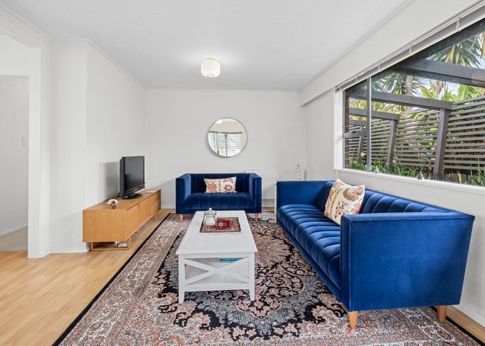  at 1/237 Courtenay Street, Strandon, New Plymouth