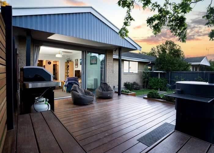  at 2/174B Grimseys Road, Redwood, Christchurch City, Canterbury