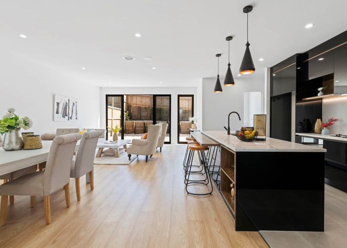 at 18 Glann Lane, Flat Bush, Auckland