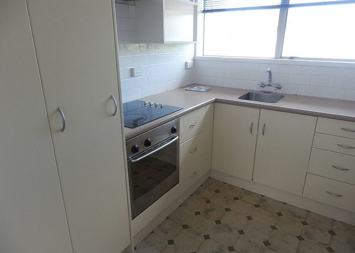  at 2/48 Kitchener Square, Timaru, Timaru, Canterbury