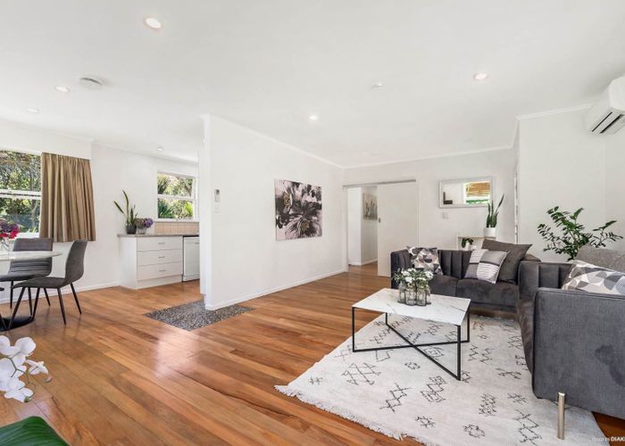  at 56 Park Road, Glenfield, Auckland