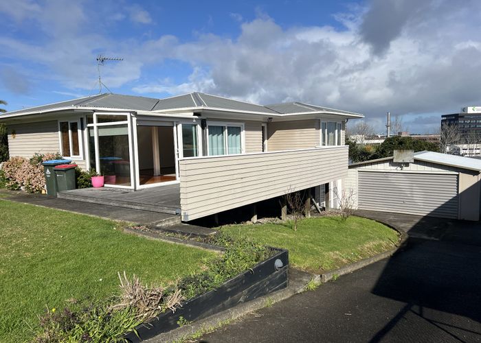  at 40 Portman Road, Mount Wellington, Auckland