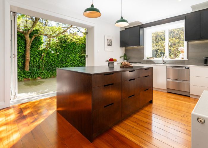  at 9 Easdale Street, Kelburn, Wellington, Wellington