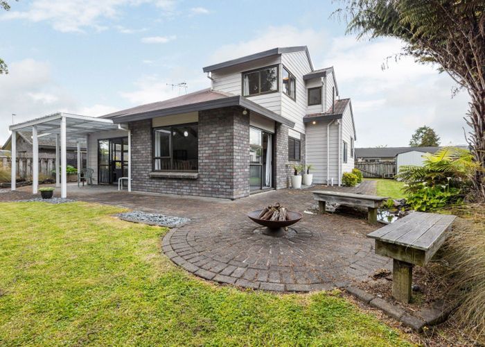  at 16 Woodland Drive, Flagstaff, Hamilton