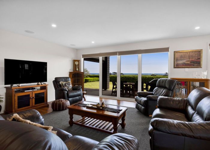  at 253 Lower Pitone Road, Oakura, New Plymouth, Taranaki