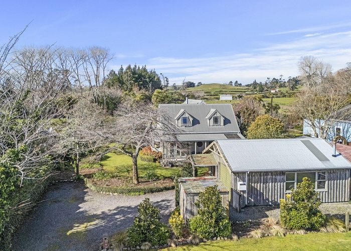  at 5 Bosworth Street, Egmont Village, New Plymouth, Taranaki