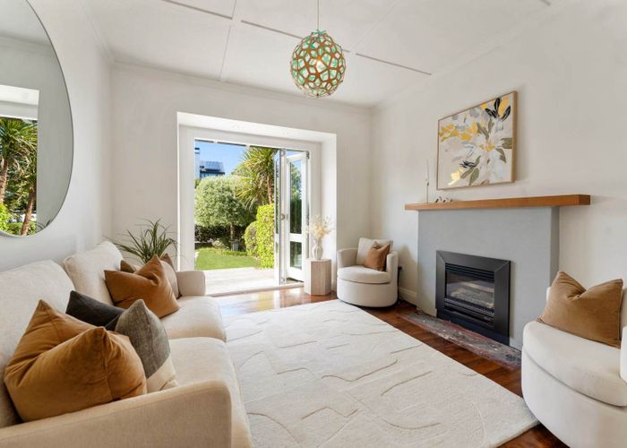  at 11 Palmerston Road, Birkenhead, North Shore City, Auckland