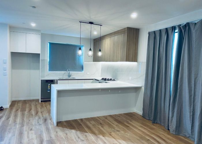  at 43B Strong Street, Saint Johns, Auckland City, Auckland