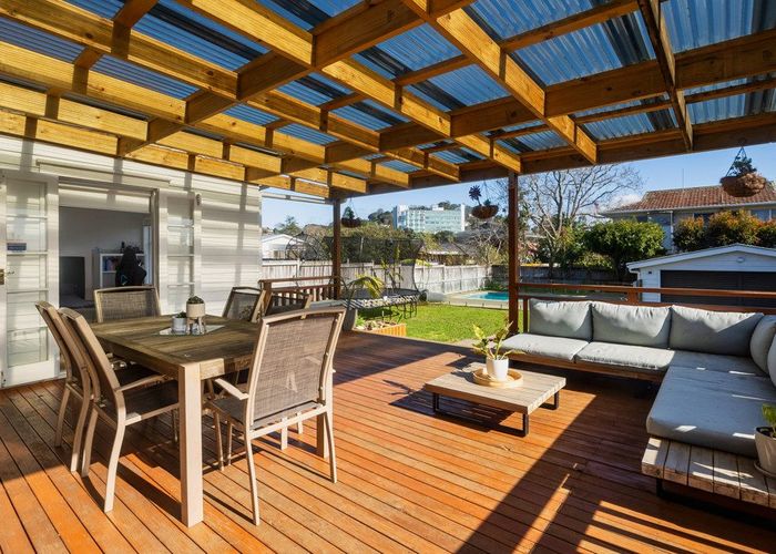  at 5 Euston Road, Sandringham, Auckland