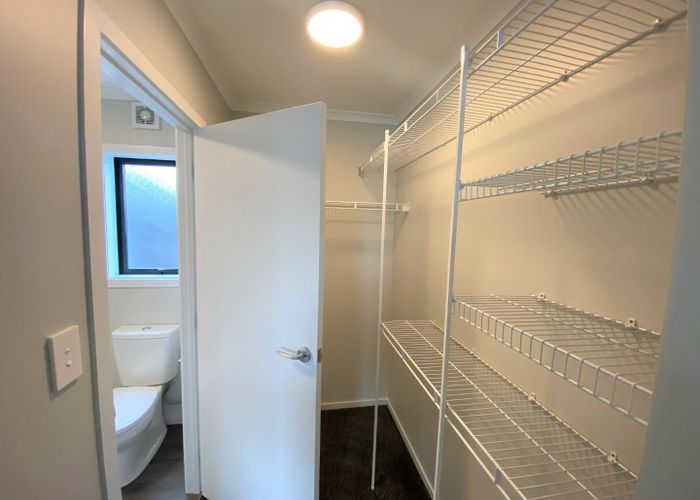  at 106/17 Vialou Street, Hamilton Central, Hamilton