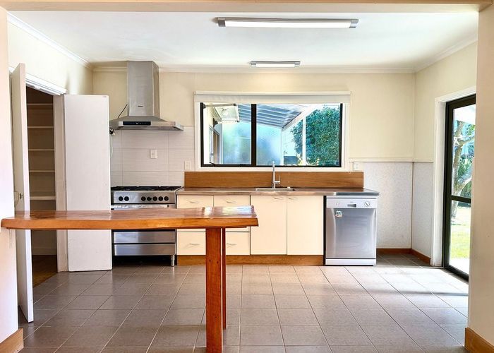  at 52 Pitcairn Crescent, Bryndwr, Christchurch City, Canterbury