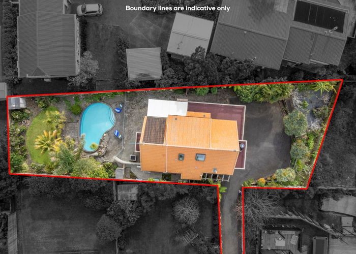  at 8 Haseler Crescent, Mellons Bay, Manukau City, Auckland