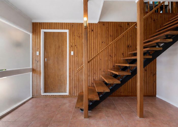  at 4 McDowell Crescent, Hillcrest, North Shore City, Auckland