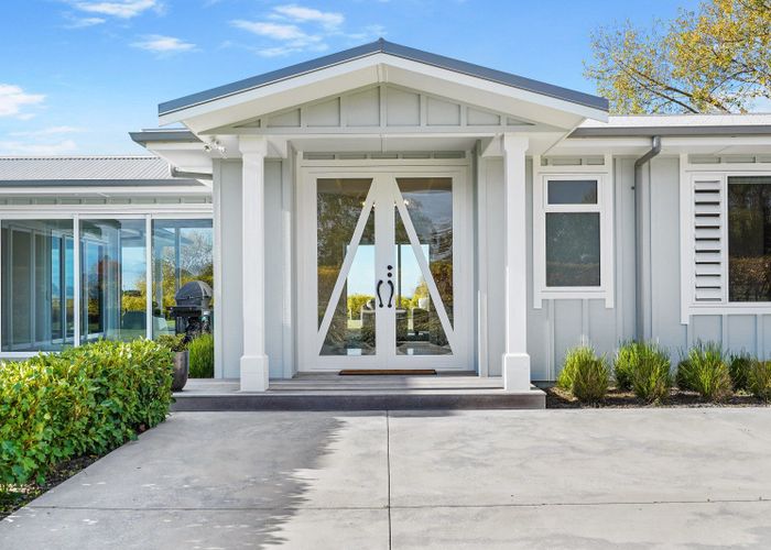  at 34 Side Road, Hastings