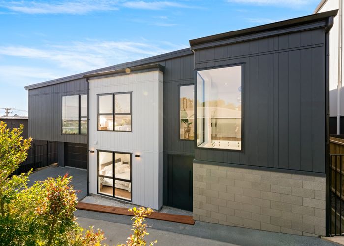  at 8B William Souter Street, Forrest Hill, North Shore City, Auckland