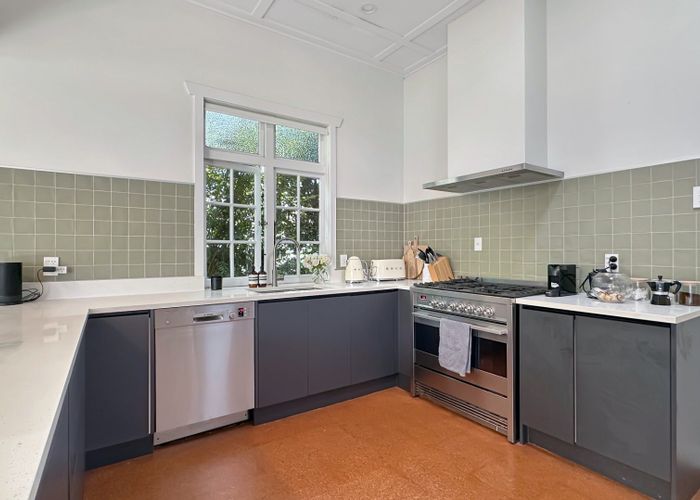  at 71 McIntyre Road, Mangere Bridge, Manukau City, Auckland