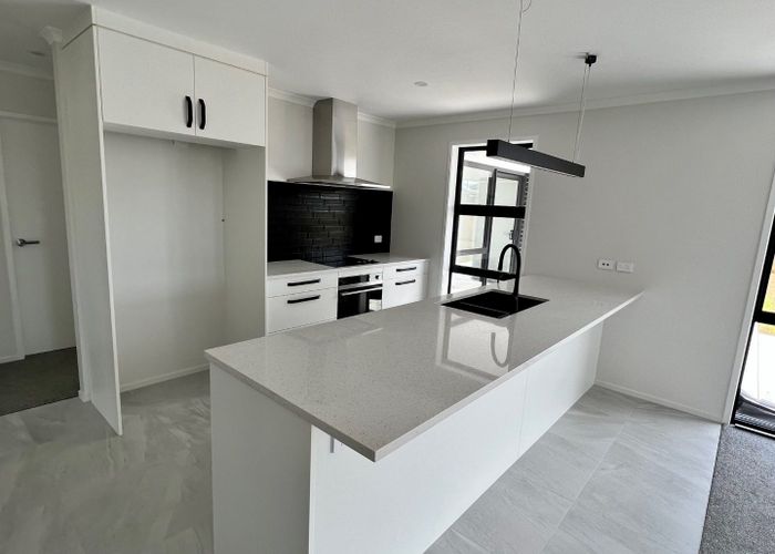  at 24 Kerr Cr, Patumahoe, Franklin, Auckland