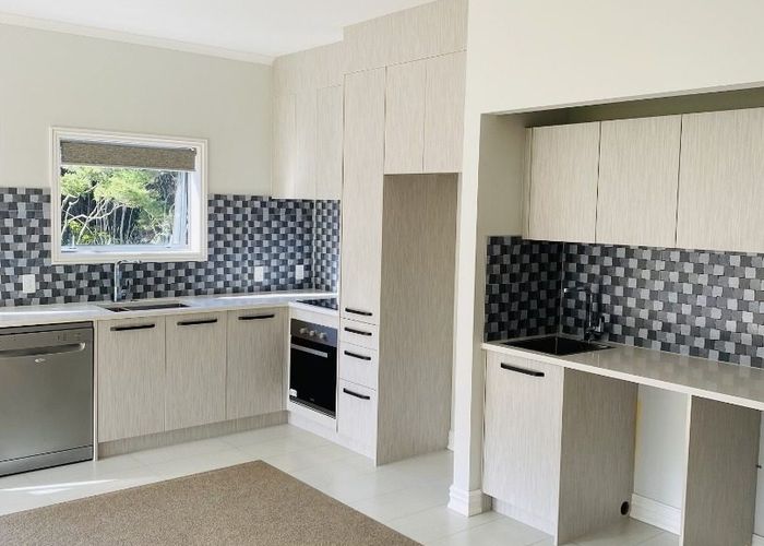  at 82A Kyle Road, Greenhithe, North Shore City, Auckland