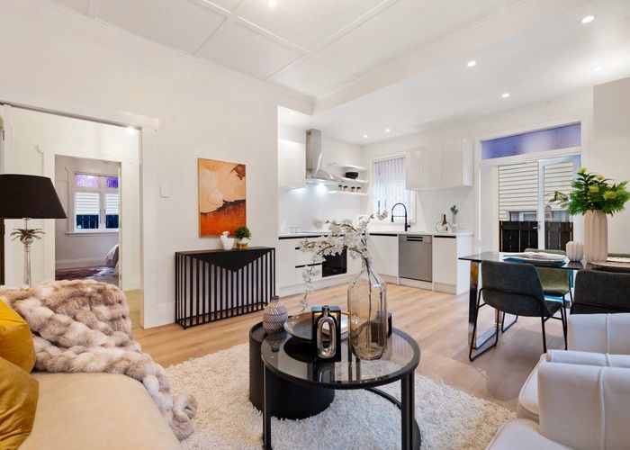  at 81 Hastie Avenue, Mangere Bridge, Manukau City, Auckland