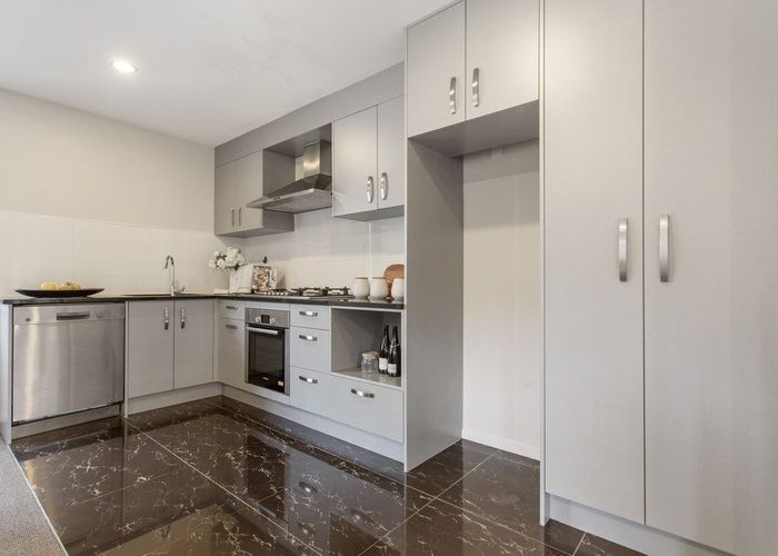  at 28/5 Perekia Street, Albany, Auckland