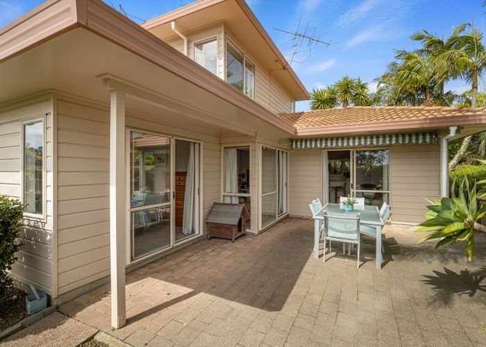  at 46 Unsworth Drive, Unsworth Heights, North Shore City, Auckland
