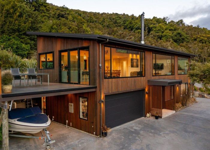  at 24 Glacial Terrace, ST. ARNAUD