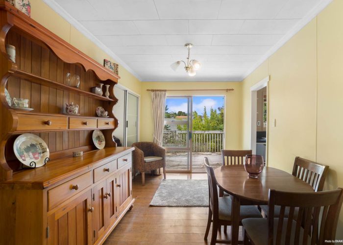  at 49 Gledstane Road, Stanmore Bay, Whangaparaoa