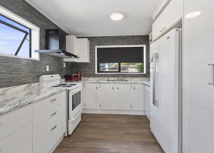  at 8B Westbrook Place, Pomare, Rotorua