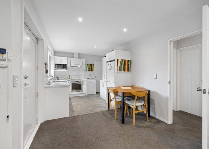  at 2/17 Field Terrace, Upper Riccarton, Christchurch