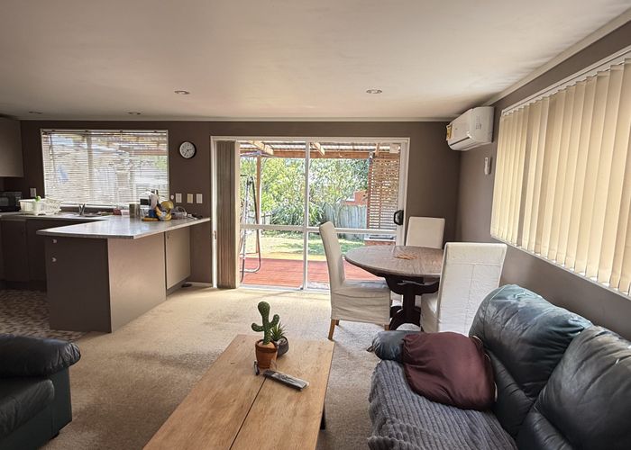  at 1/57 View Road, Henderson, Waitakere City, Auckland