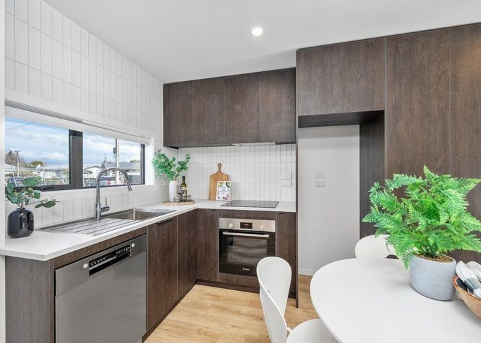  at 2/9 Vesty Avenue, Hillcrest, Hamilton, Waikato