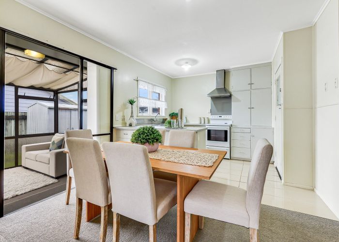  at 54 Heath Street, St Andrews, Hamilton