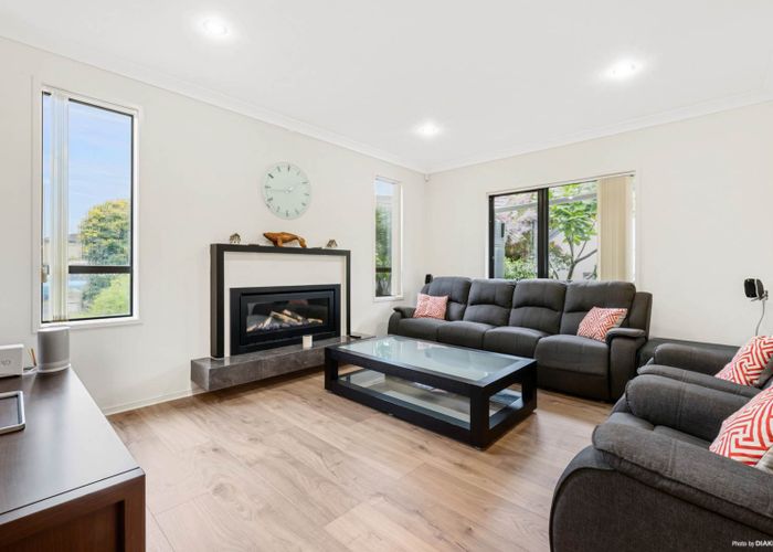 at 16 Kouras Place, Flat Bush, Auckland