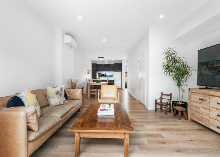  at 18 Kikorangi Lane, Mount Wellington, Auckland City, Auckland