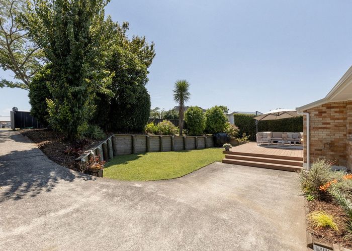  at 27 Margaret Road, Bellevue, Tauranga