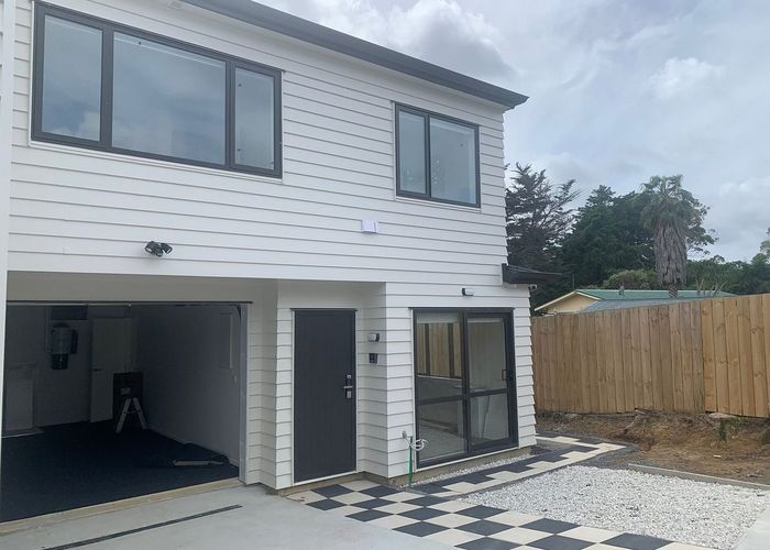  at 52C Universal Drive, Henderson, Auckland