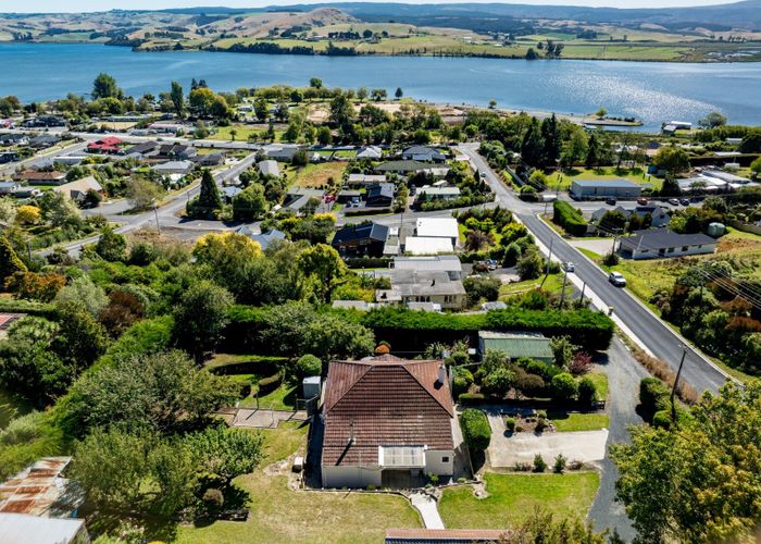  at 28 Chatham Street, Waihola, Clutha, Otago