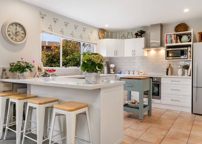  at 1/95 Penruddock Rise, Westmorland, Christchurch