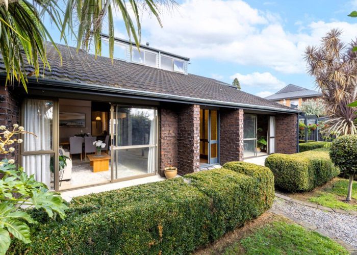  at 9 Wilfred Street, St Andrews, Hamilton