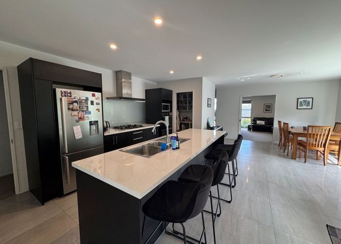  at 21 Luxembourg Crescent, Halswell, Christchurch City, Canterbury