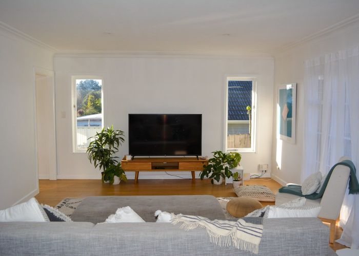  at 11 Kamara Rd, Glen Eden, Waitakere City, Auckland