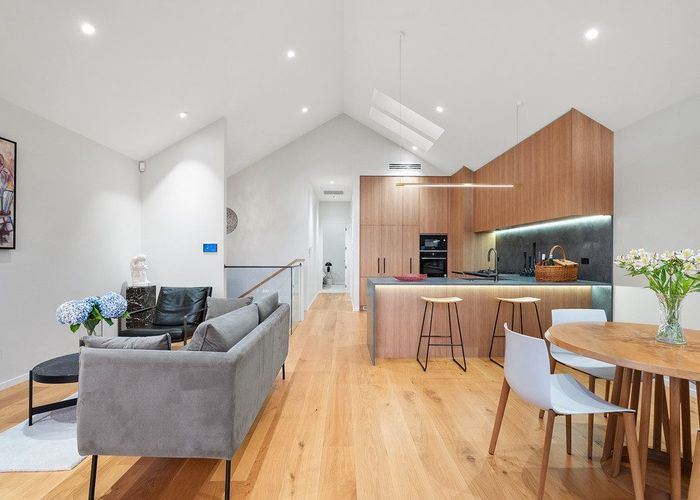  at 15C Kiri Place, Mairangi Bay, Auckland