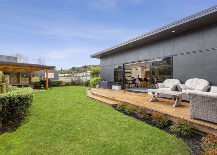  at 51 Poplar Grove, Whalers Gate, New Plymouth